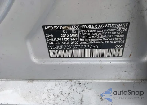 2007 Mercedes-Benz E 550 z USA, uszkodzony, nr VIN WDBUF72X67B023766